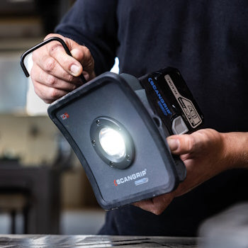 Scangrip ručni reflektor NOVA 2 CONNECT 2000lm 03.6100C